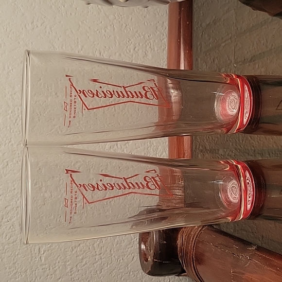Set of Budweiser Glasses - Picture 2 of 4